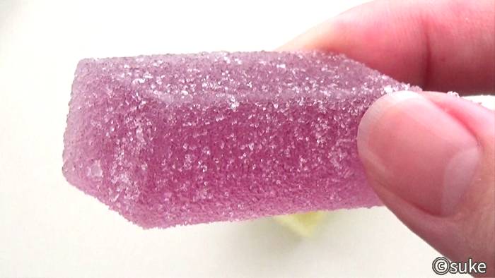 津山屋製菓「巨峰の味」紫色の表面画像