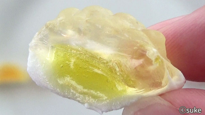 HARIBO フルーティキッス グミ部分の透明感のある画像