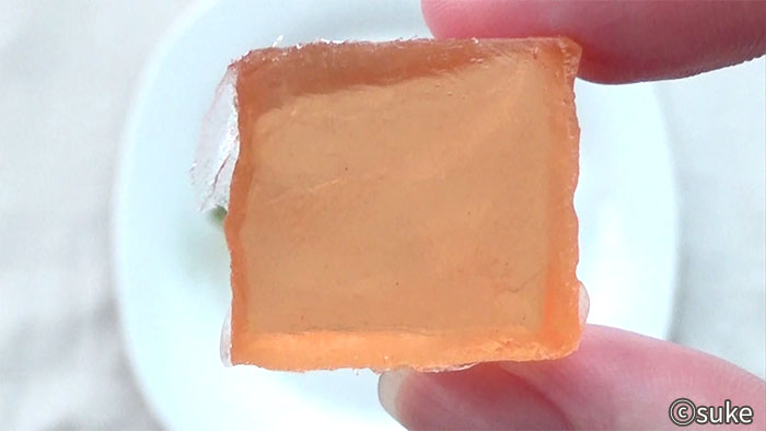 杉本屋製菓 ミックスゼリー オレンジをカットした正面の断面画像