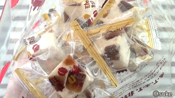 津山屋製菓 珈琲ふぁふぁ パンのような香りがする袋の中の画像